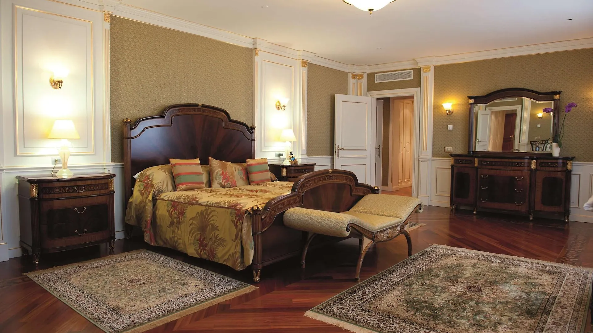 Radisson Hotel Astana 5*, Nur-Sultan (Astana)