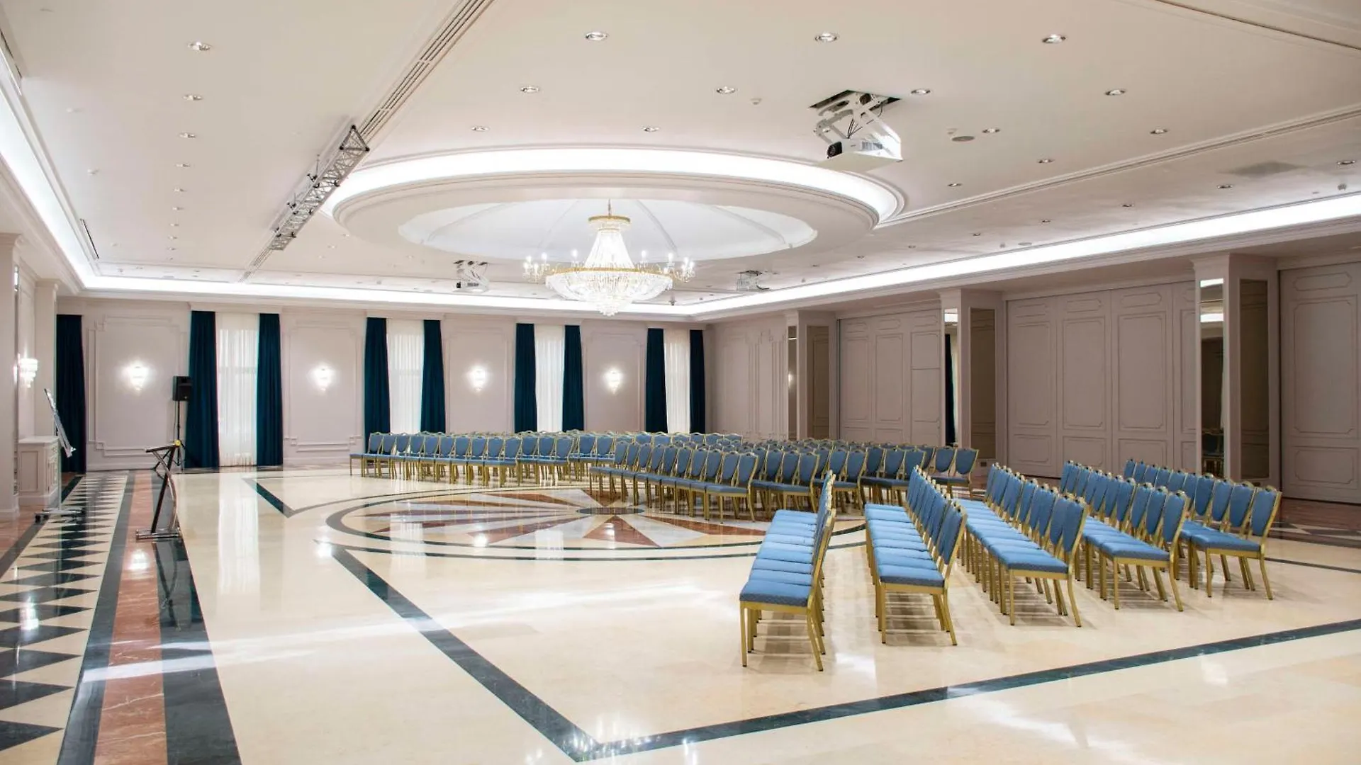 Radisson Hotel Astana